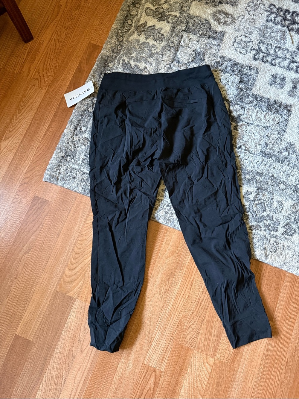 BRAND NEW ATHLETA JOGGERS 💞 - Picture 6 of 7